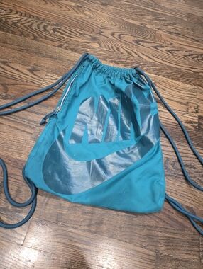 Nike teal turquoise drawstring bag
